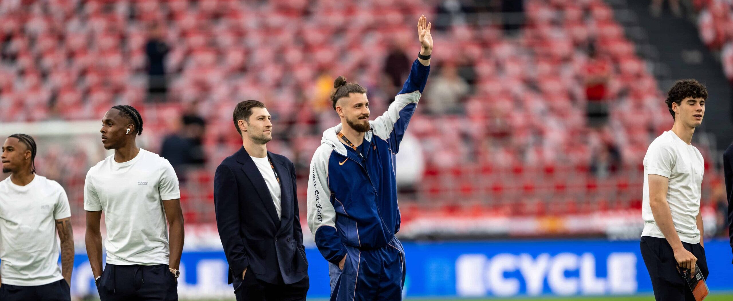 Dragusin in action for Tottenham in 2025