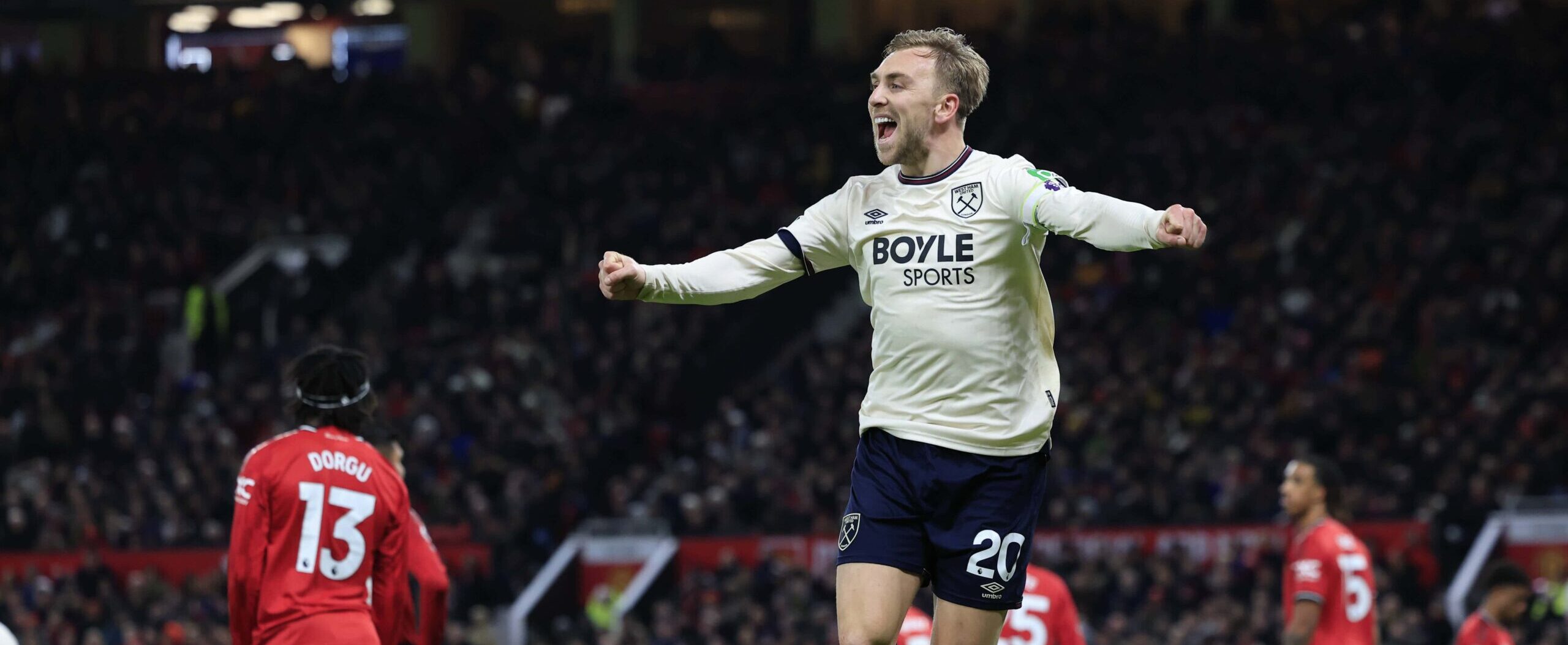 Bowen against Manchester United in 2025