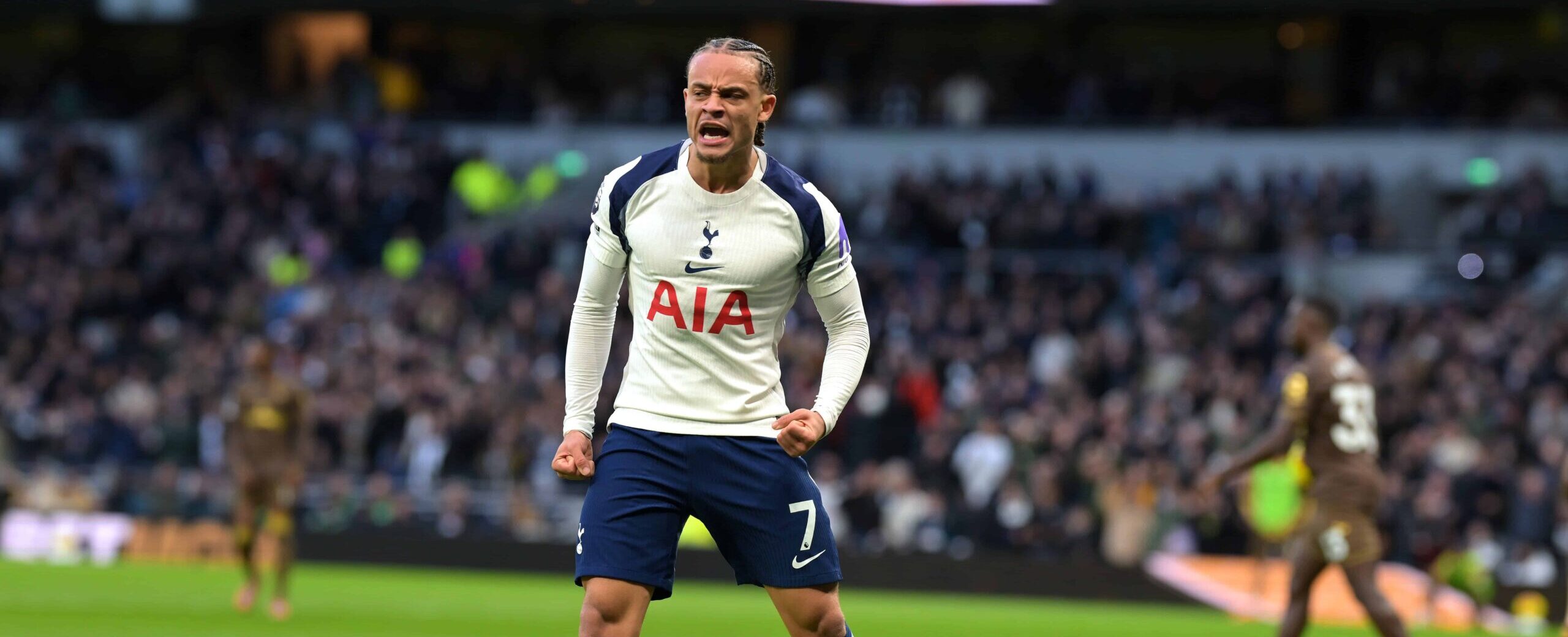 Xavi Simons in action for Spurs in 2025 against Brentford