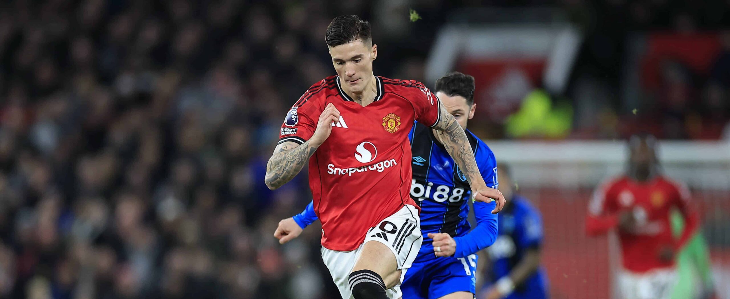 Benjamin Sesko in action in 2025 for Manchester United