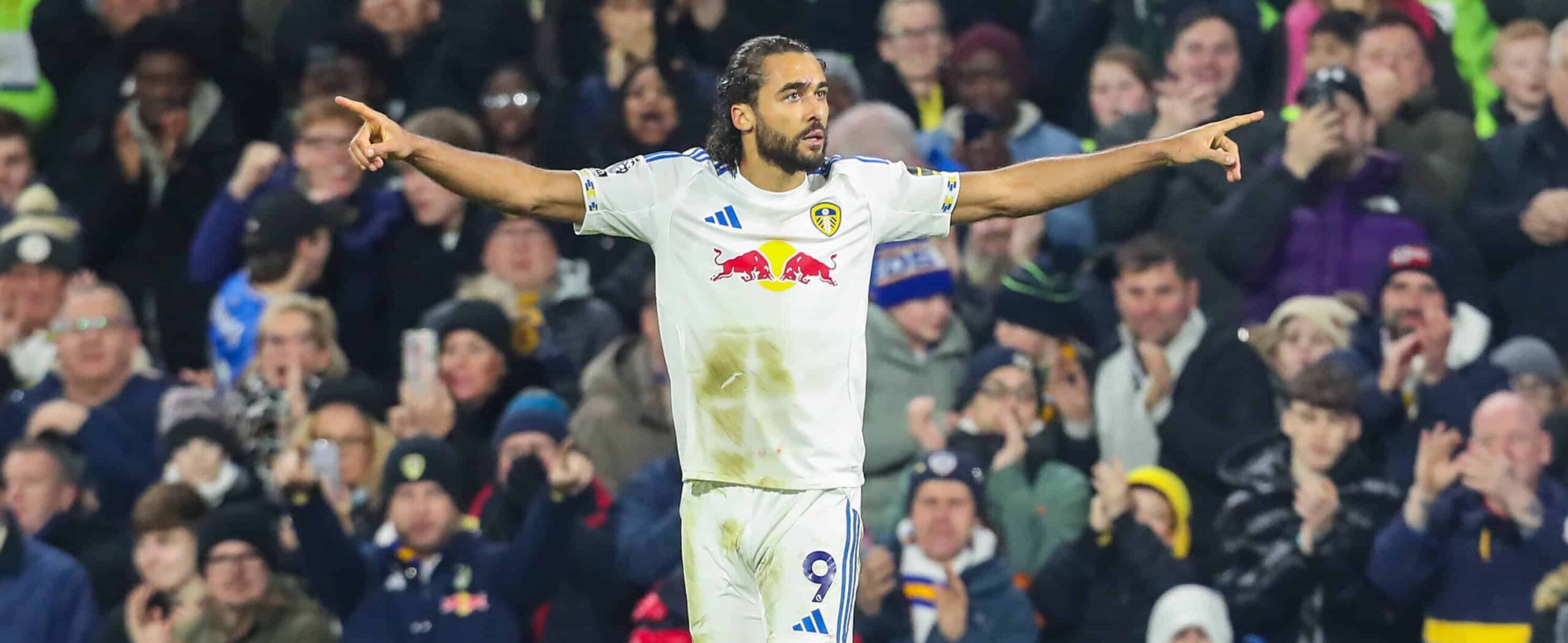 Calvert-Lewin in action for Leeds United in the Premier League in 2025 against Crystal Palace