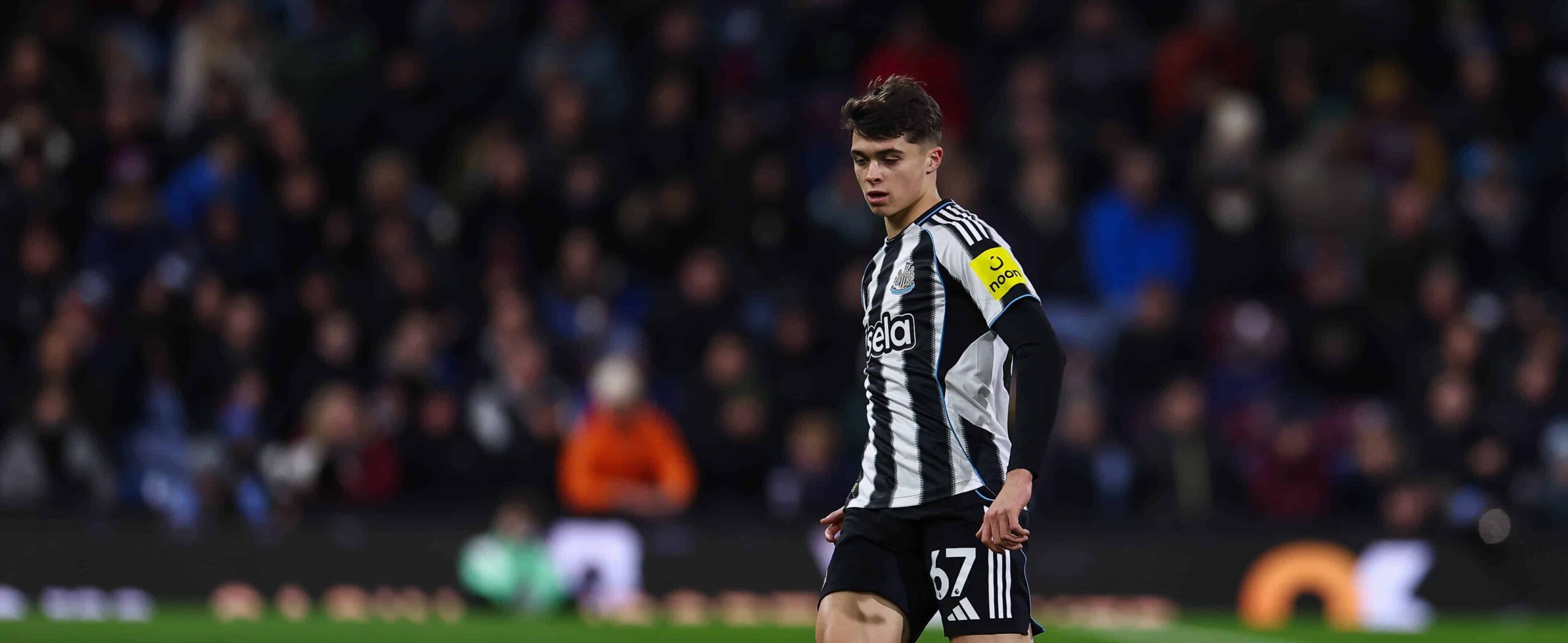 Lewis Miley in action for Newcastle United in 2025