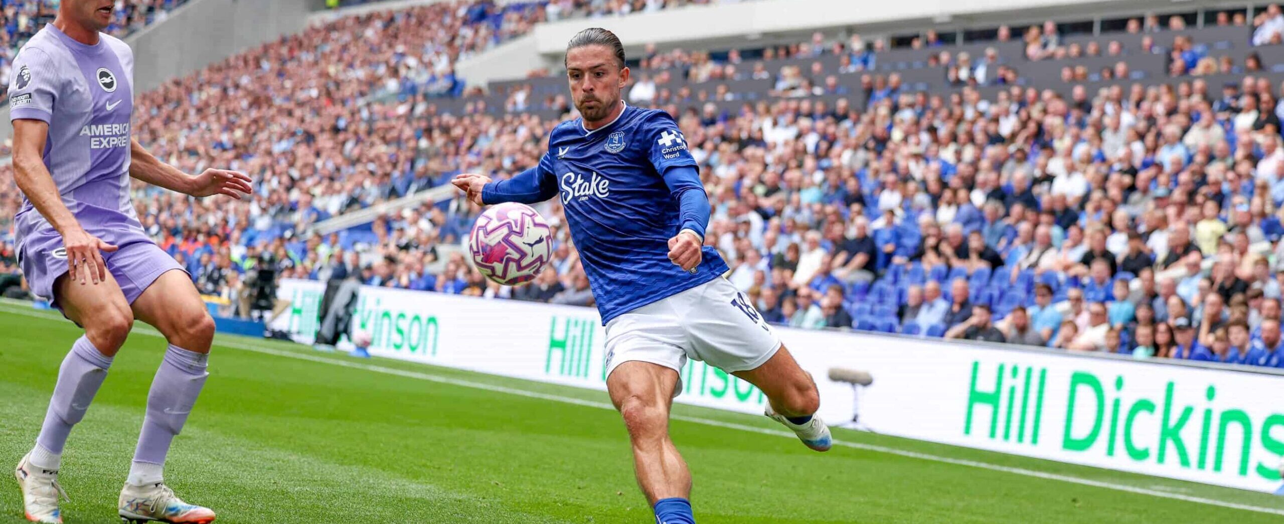 Grealish in action for Everton in 2025 against Brighton