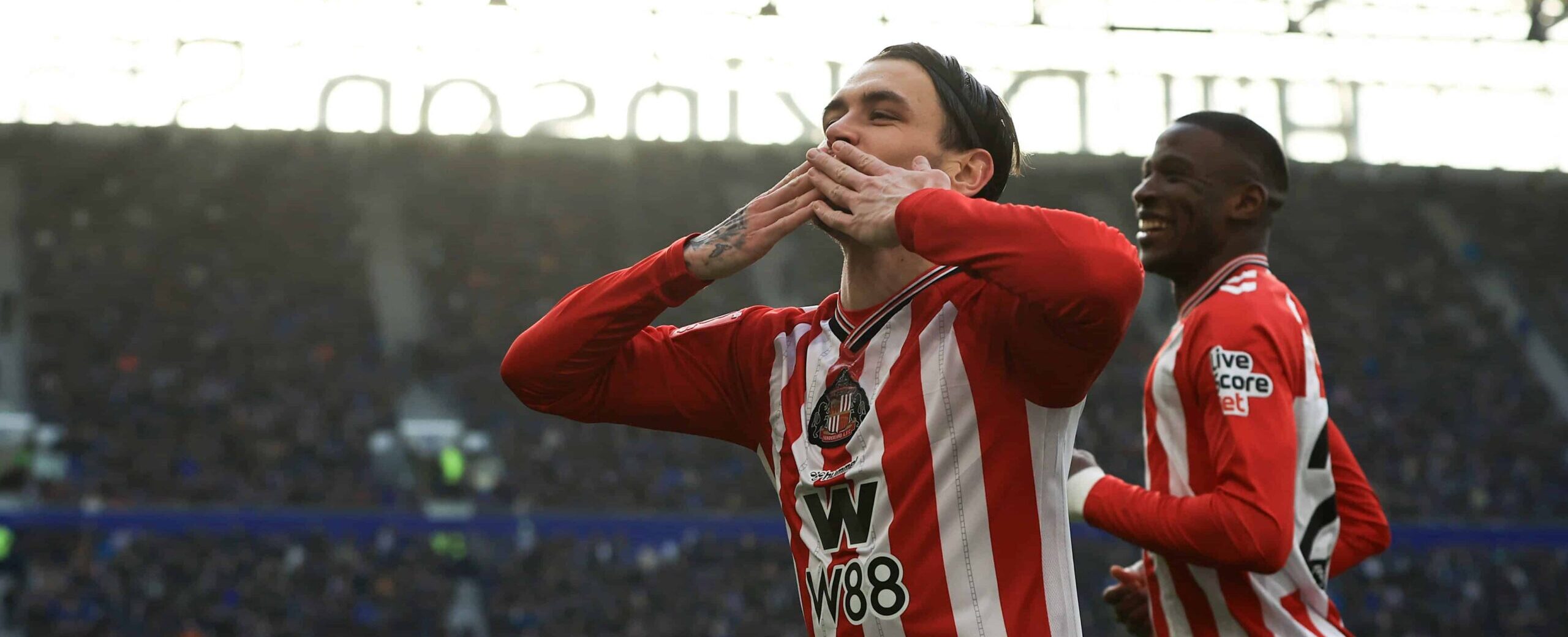 Enzo Le Fee in action for Sunderland in 2026 against Everton in the FA cup