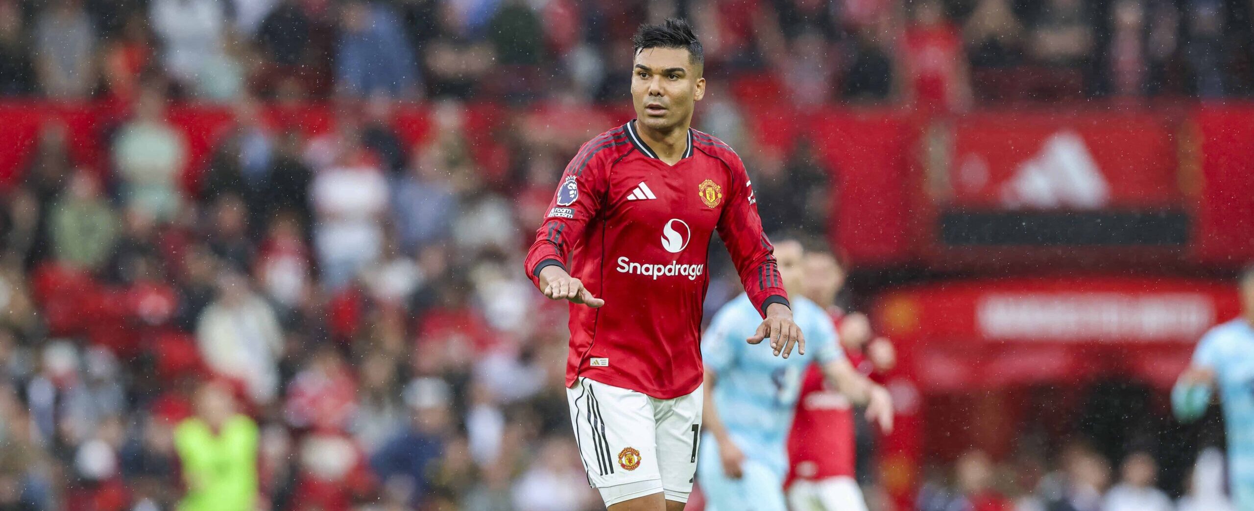 Casemiro in action for Manchester United in 2025
