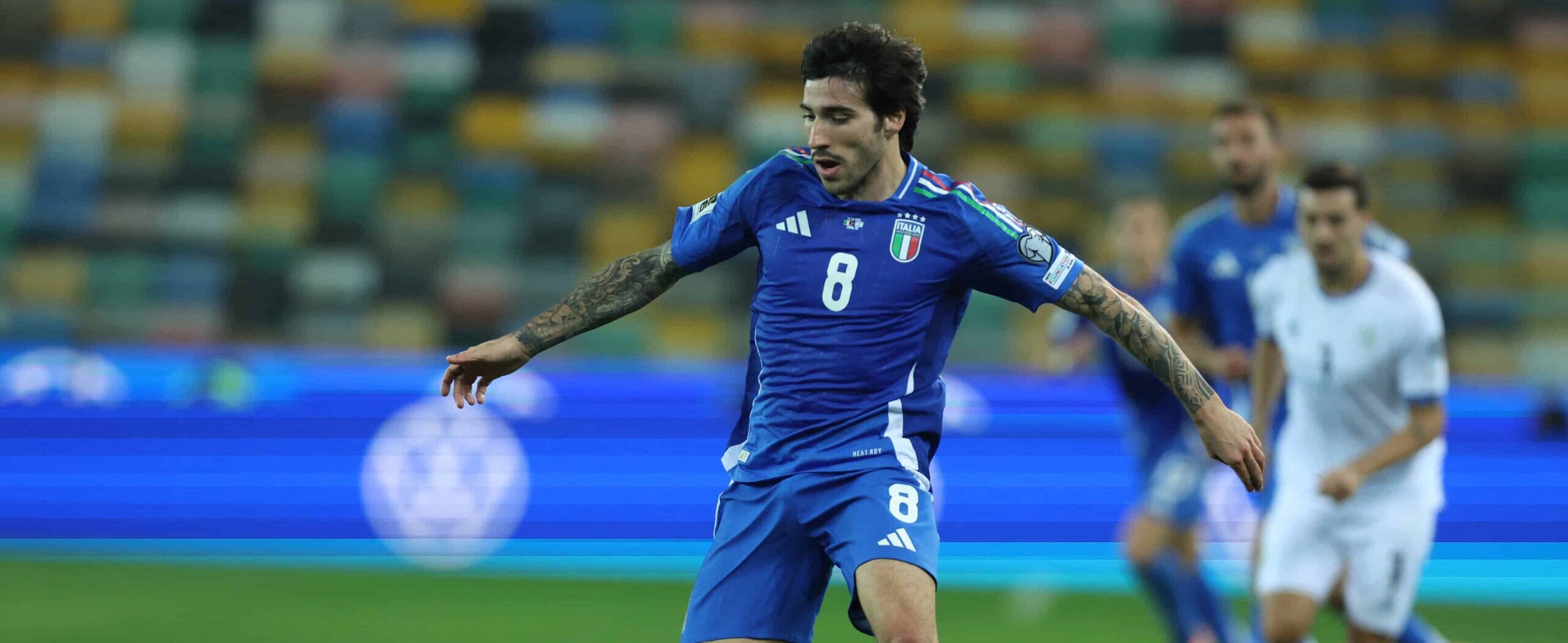Sandro Tonali in action for Italy in 2025