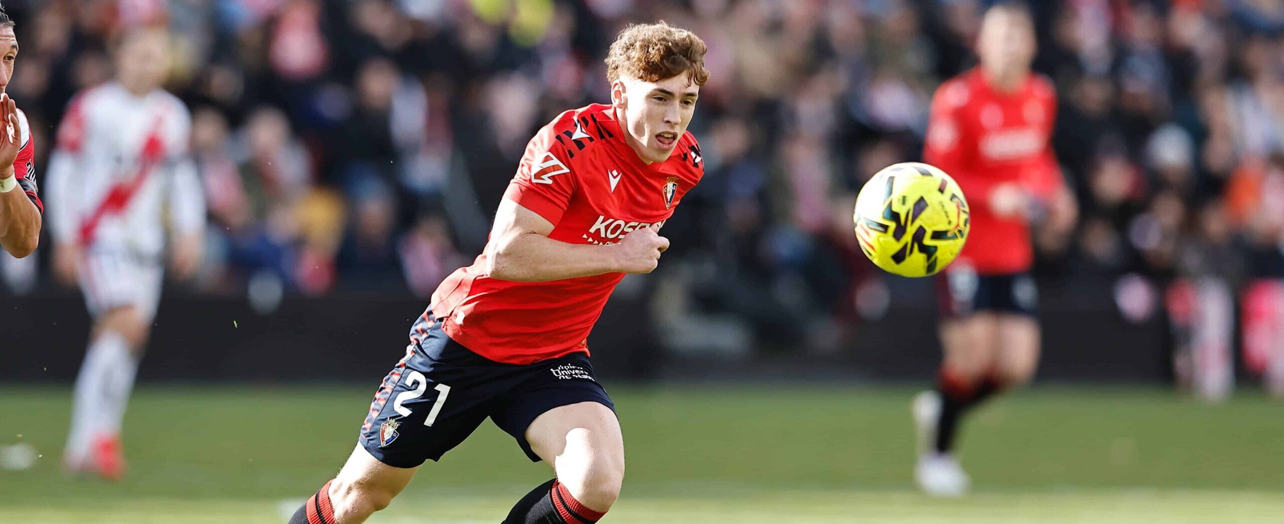 Victor Munoz in action for Osasuna in 2026