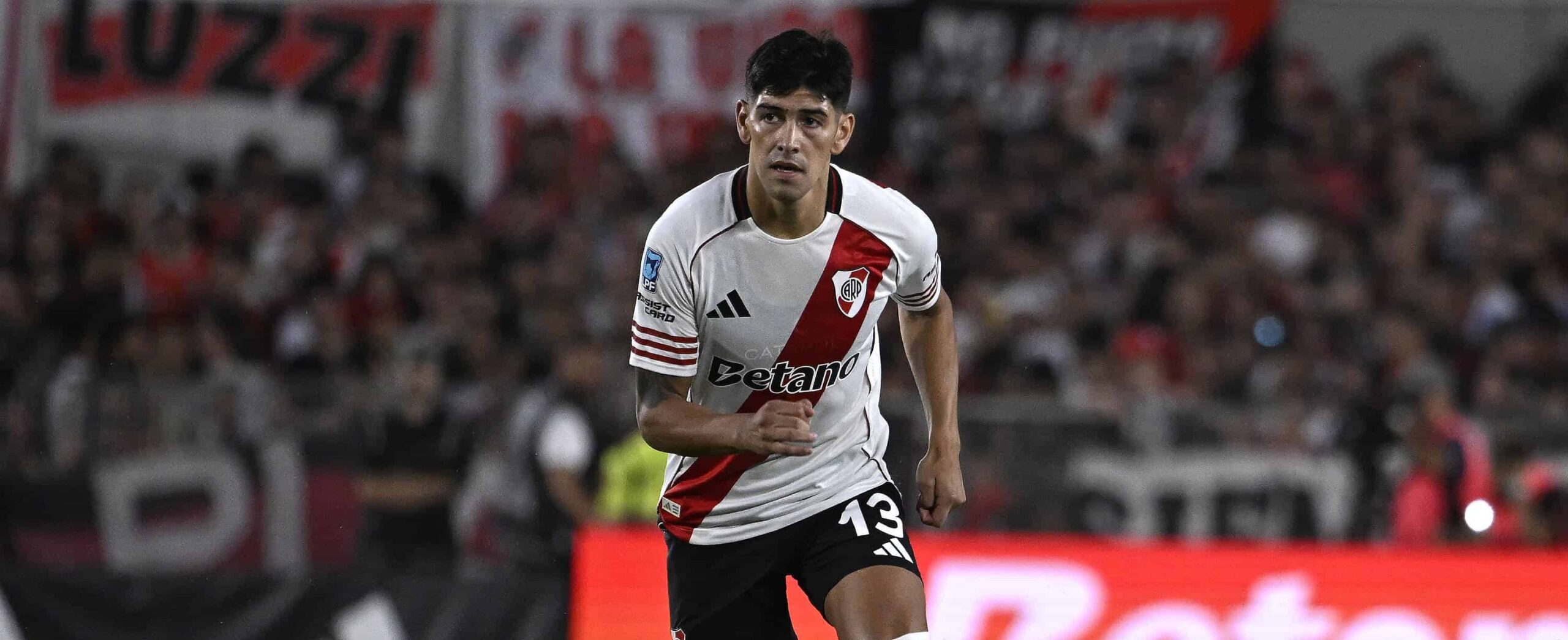 Lautaro Rivero in action for River in 2026