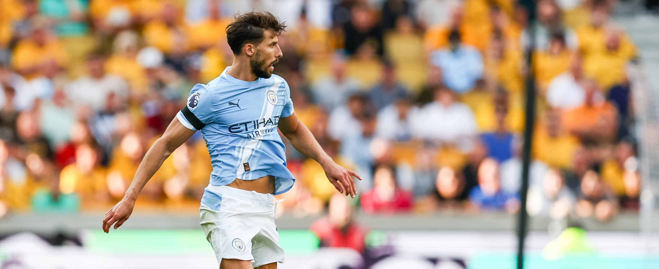 Ruben Dias in action for Manchester City in 2025 premier league game against Wolves