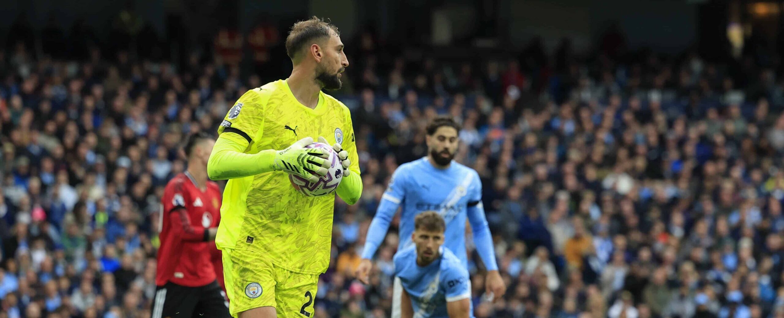 Donnarumma debut for Manchester City in 2025 against Manchester United
