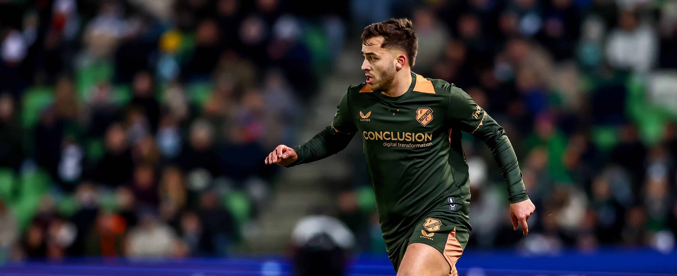 Souffian El Karouani in action for Utrecht in 2026