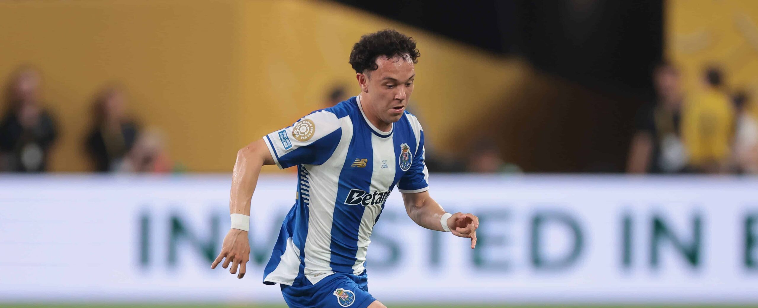 Pepê in action against Al Ahly in the Club World Cup – potentially his final Porto appearance.