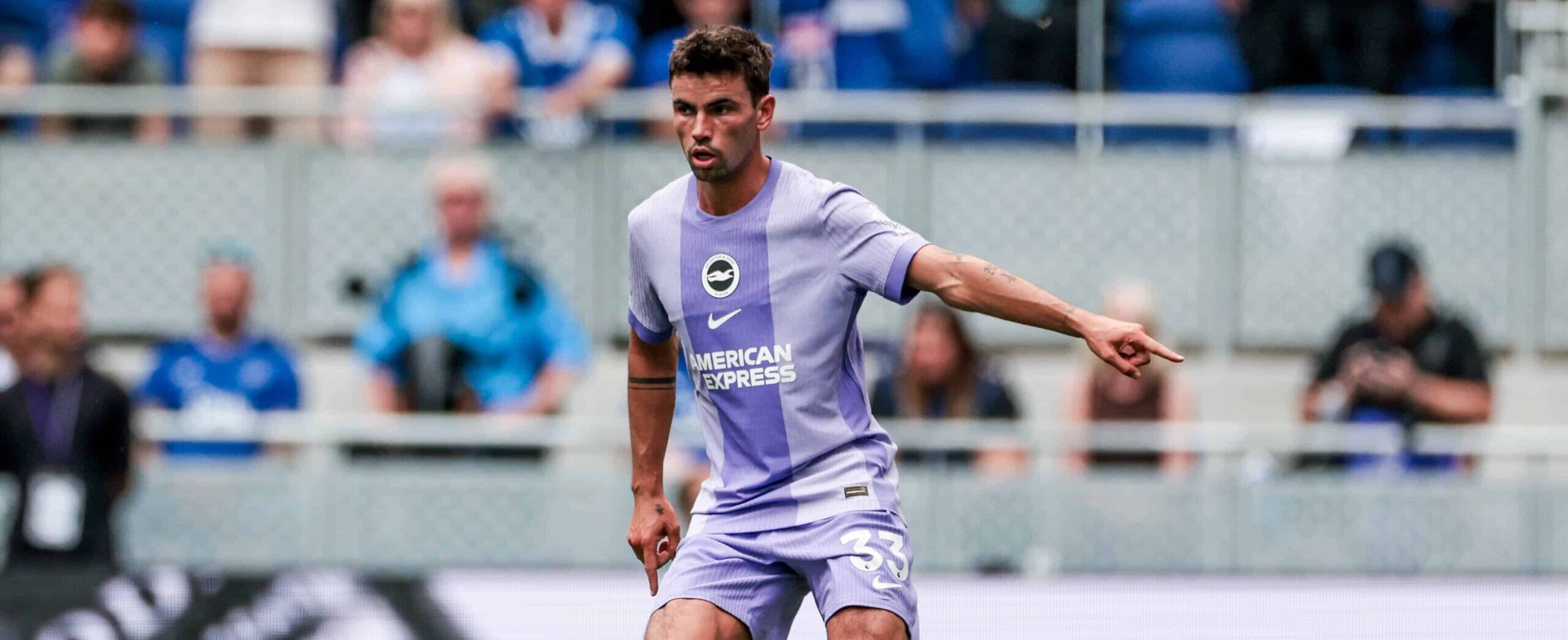 Matt ORiley in action for Brighton in 2025 premier league season