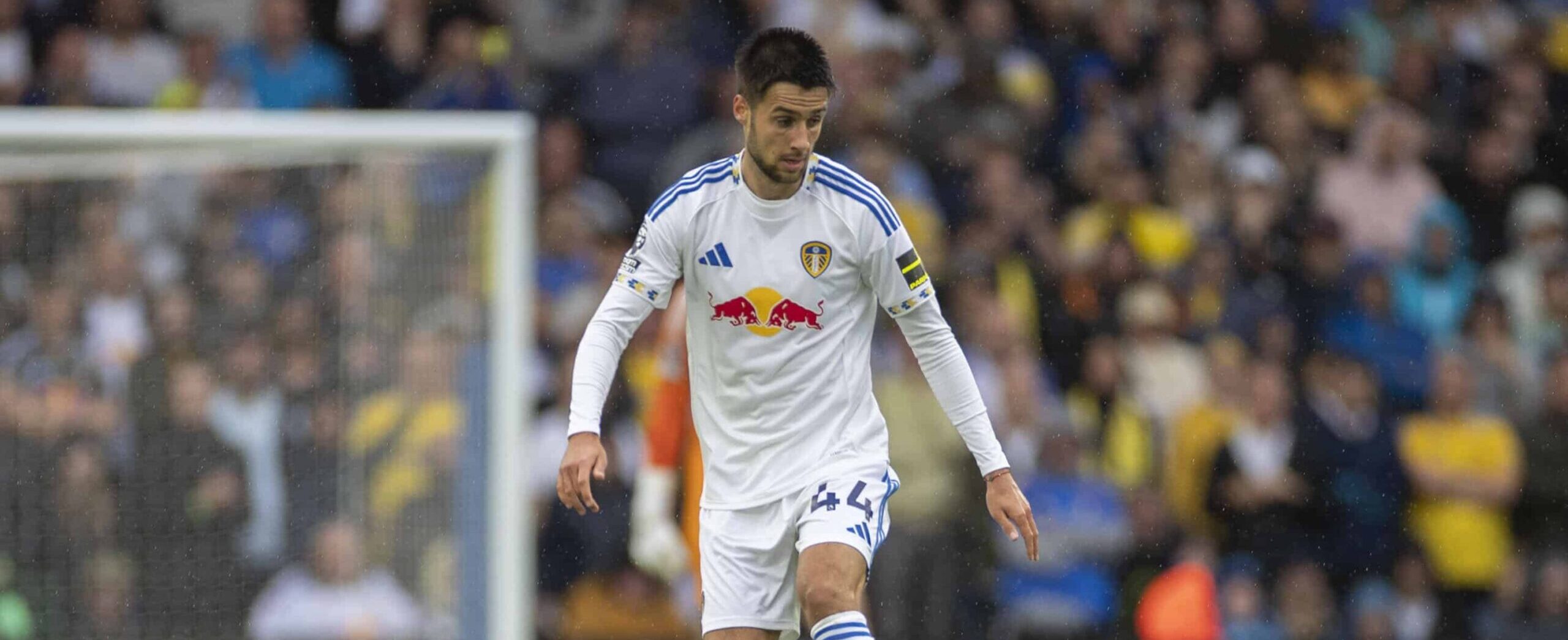 Ilia Gruev in action for Leeds United in 2025