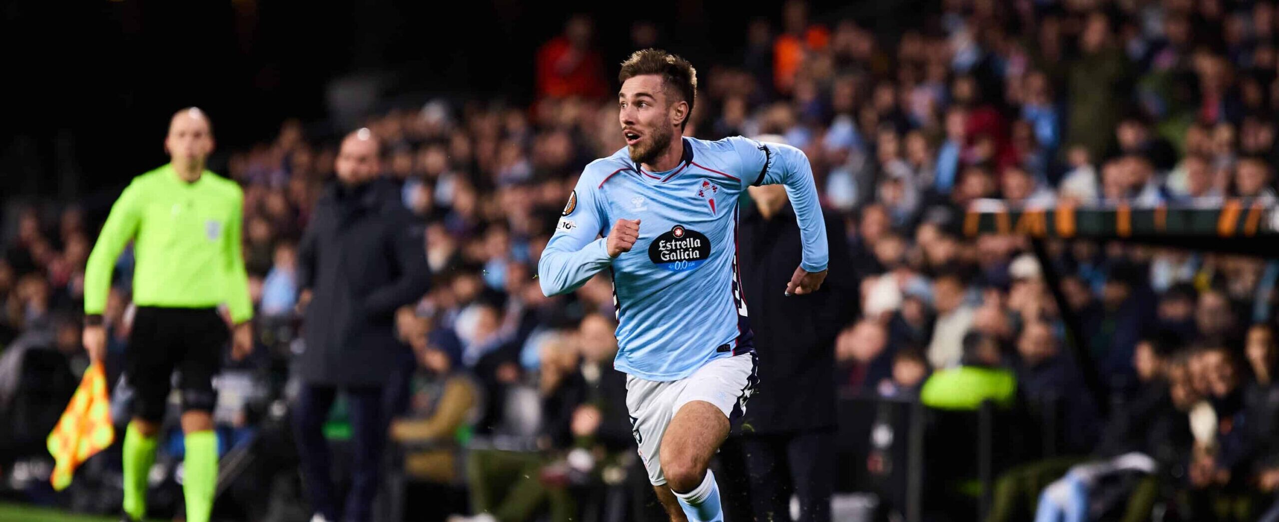 Oscar Mingueza in action for Celtic in 2026