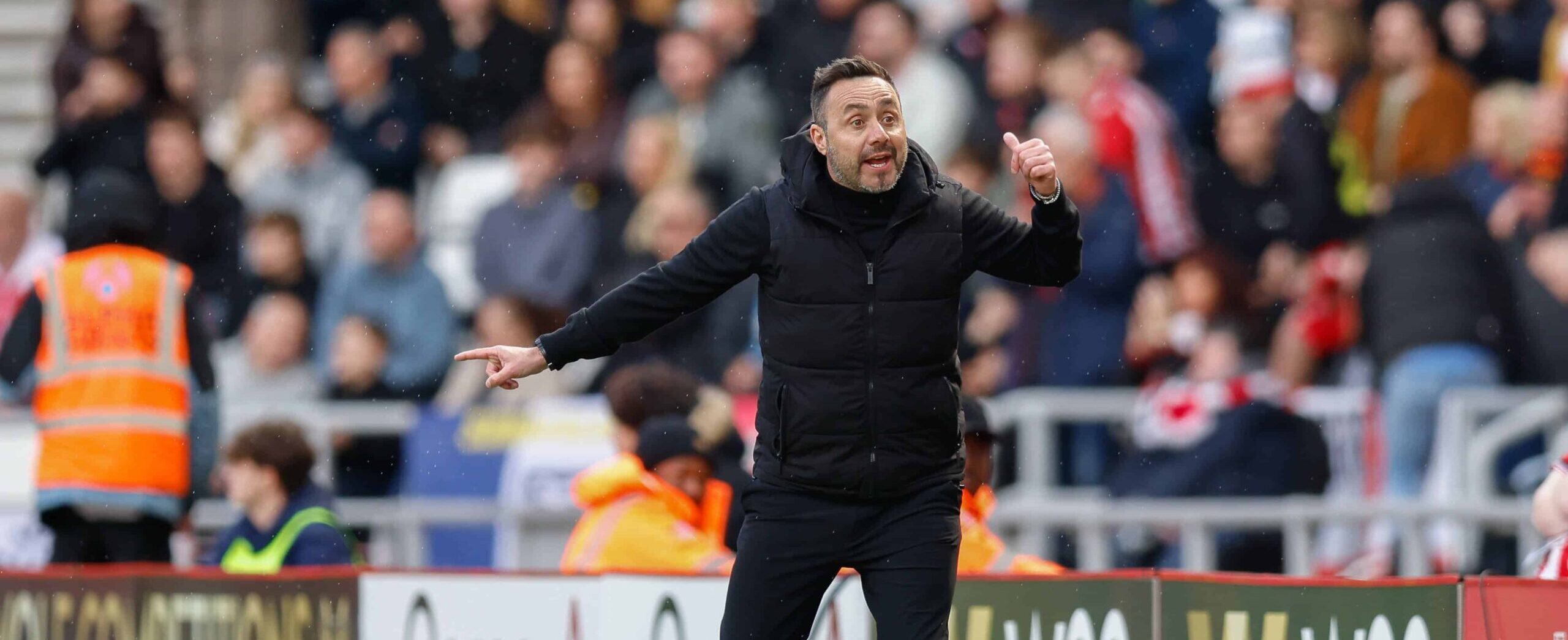 Roberto De Zerbi in action for Tottenham in 2026