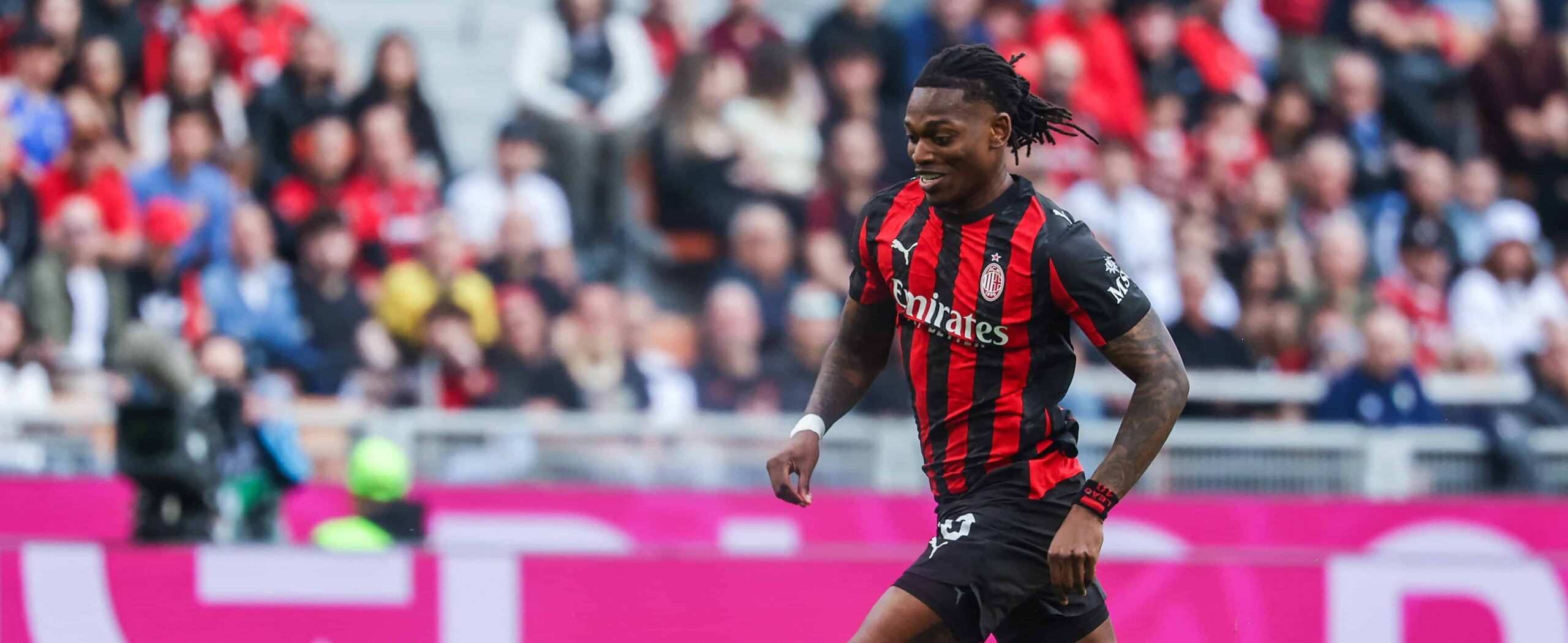 Rafael Leao in action for Milan in 2026