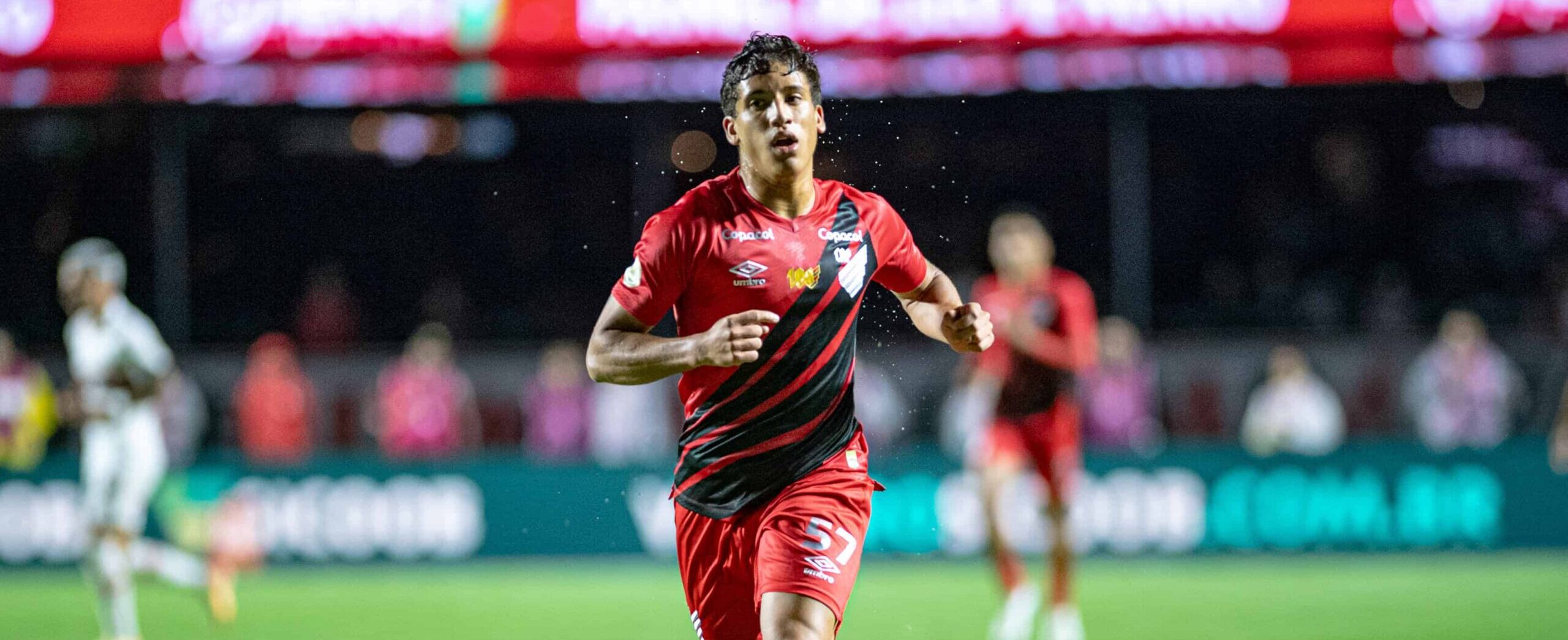 JOAO CRUZ in action for Paranaense in 2026