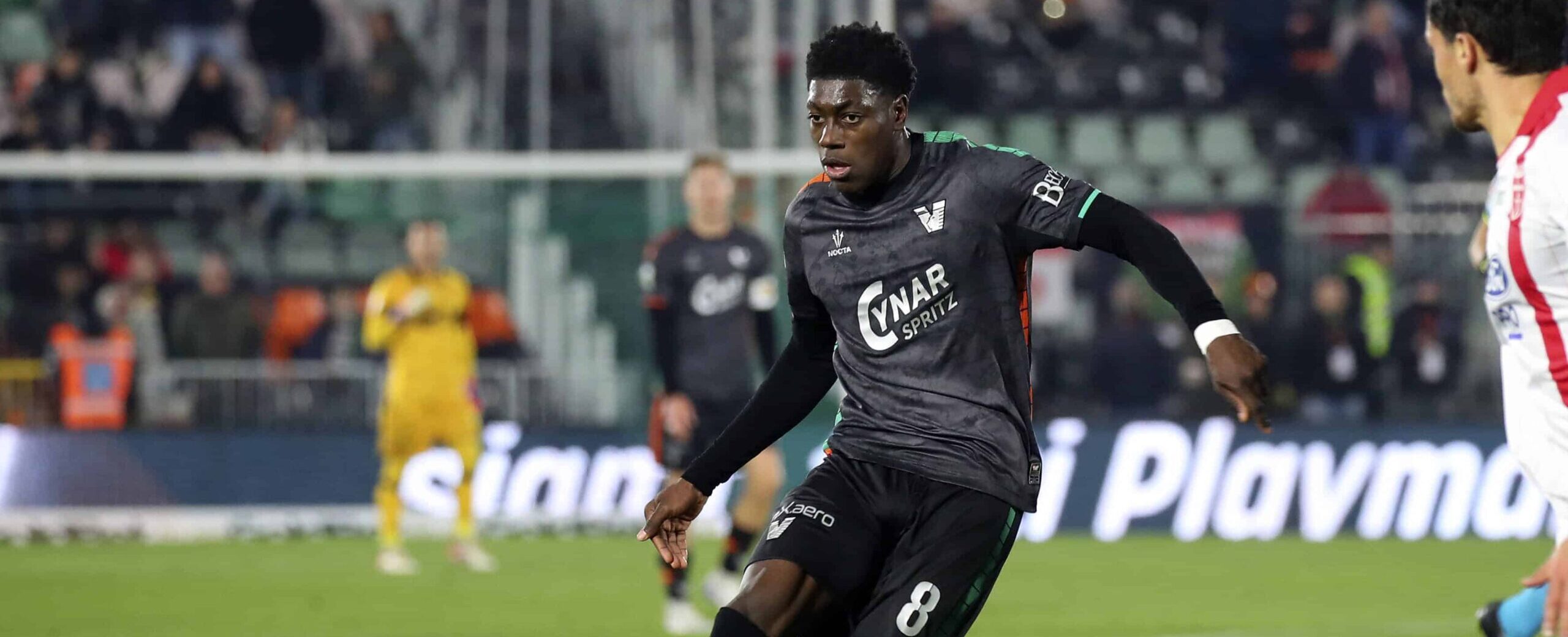 Issa Doumbia in action for Venezia