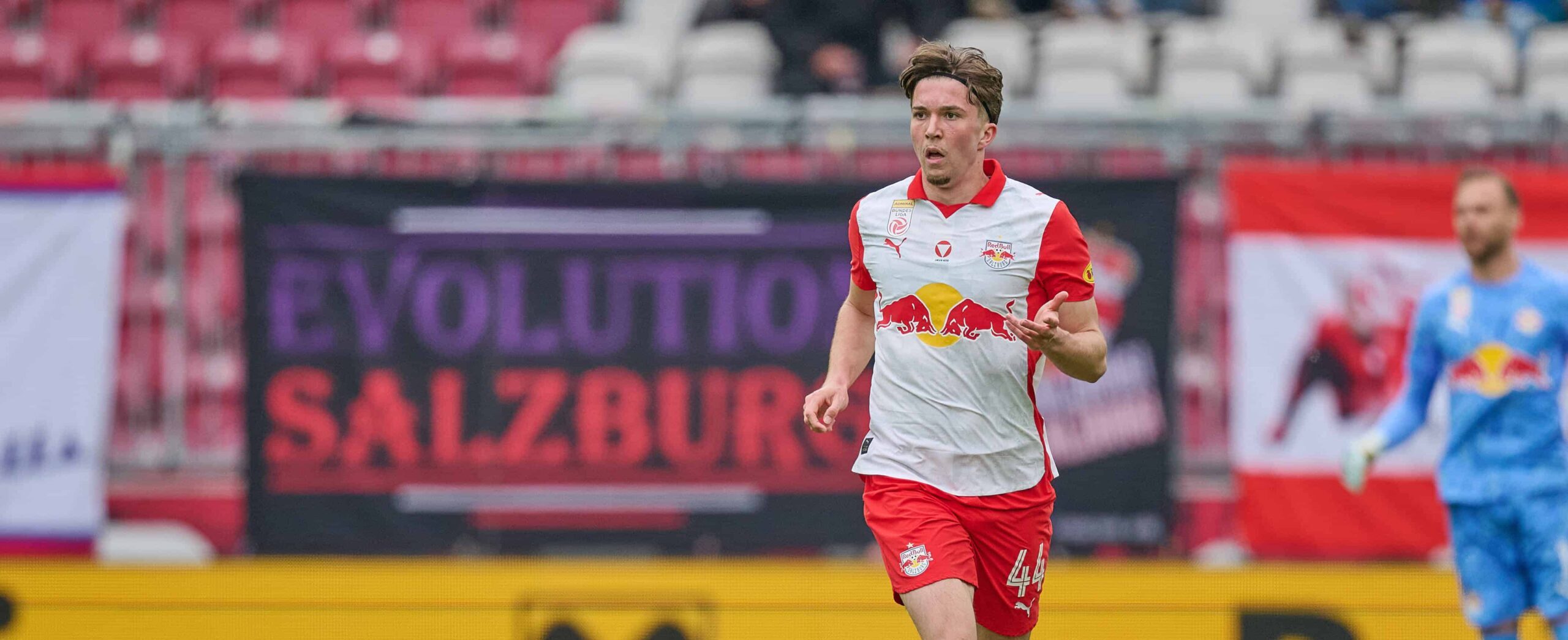 Jannik Schuster in action for Salzburg
