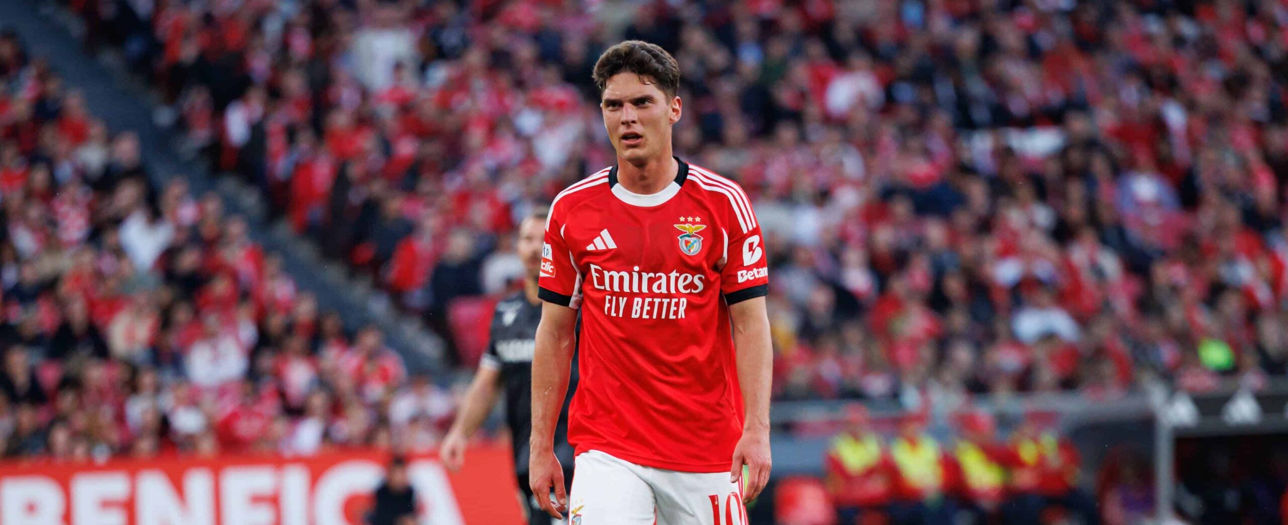 Georgiy Sudakov in action for Benfica in 2026