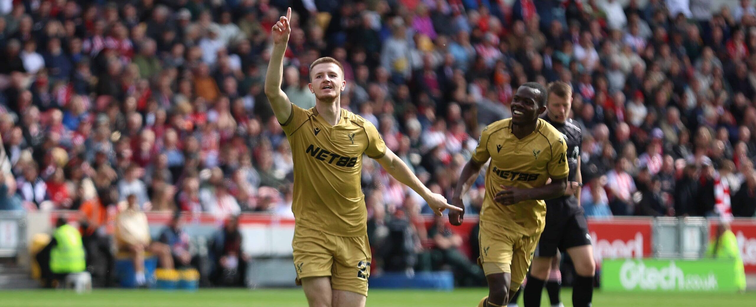Adam Wharton in action for Crystal Palace in 2026