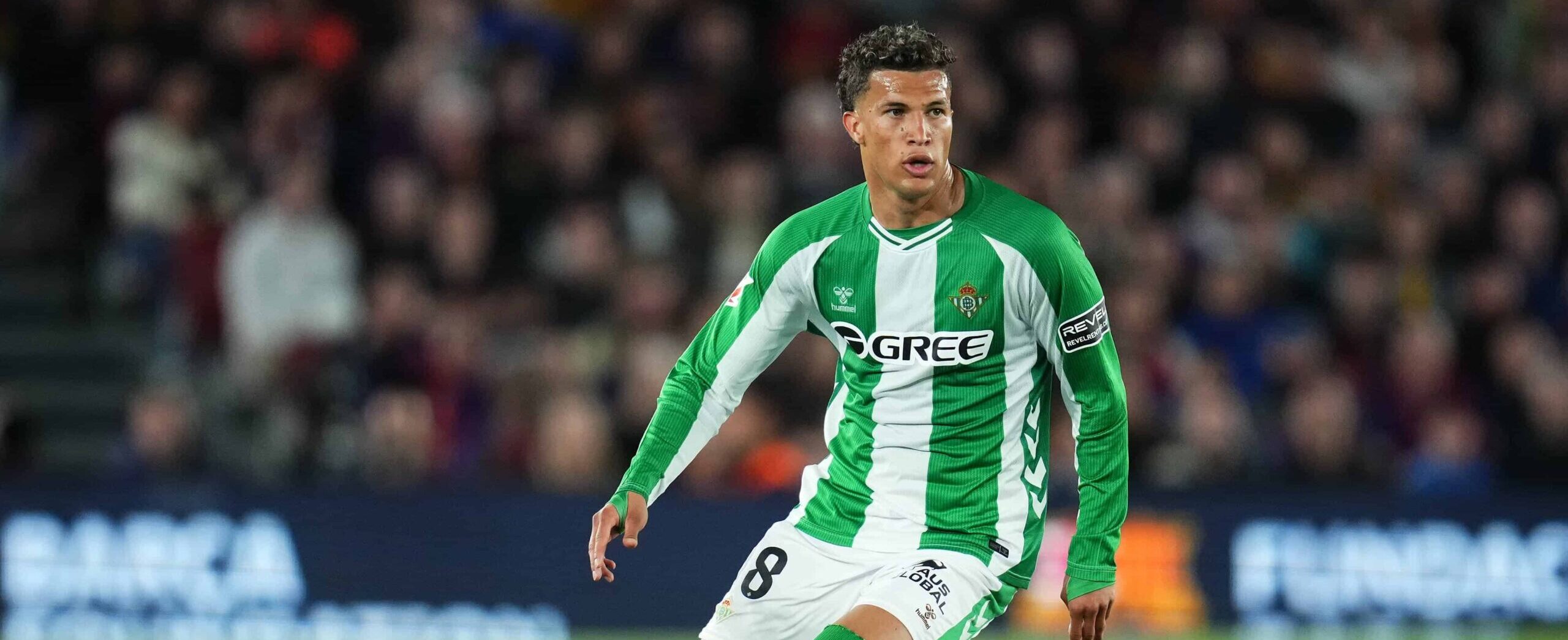 Nelson Deossa in action for Real Betis in 2026