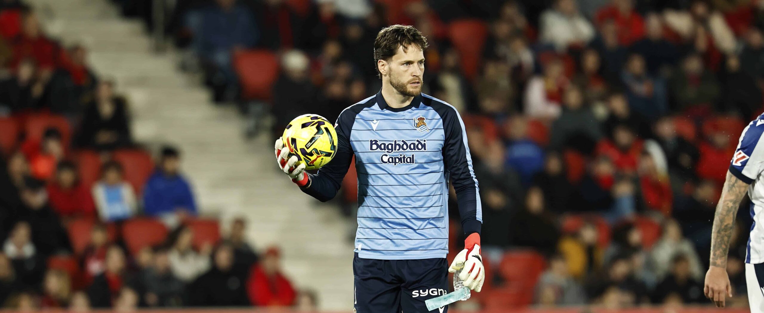 Alex Remiro in action for Real Sociedad in 2026