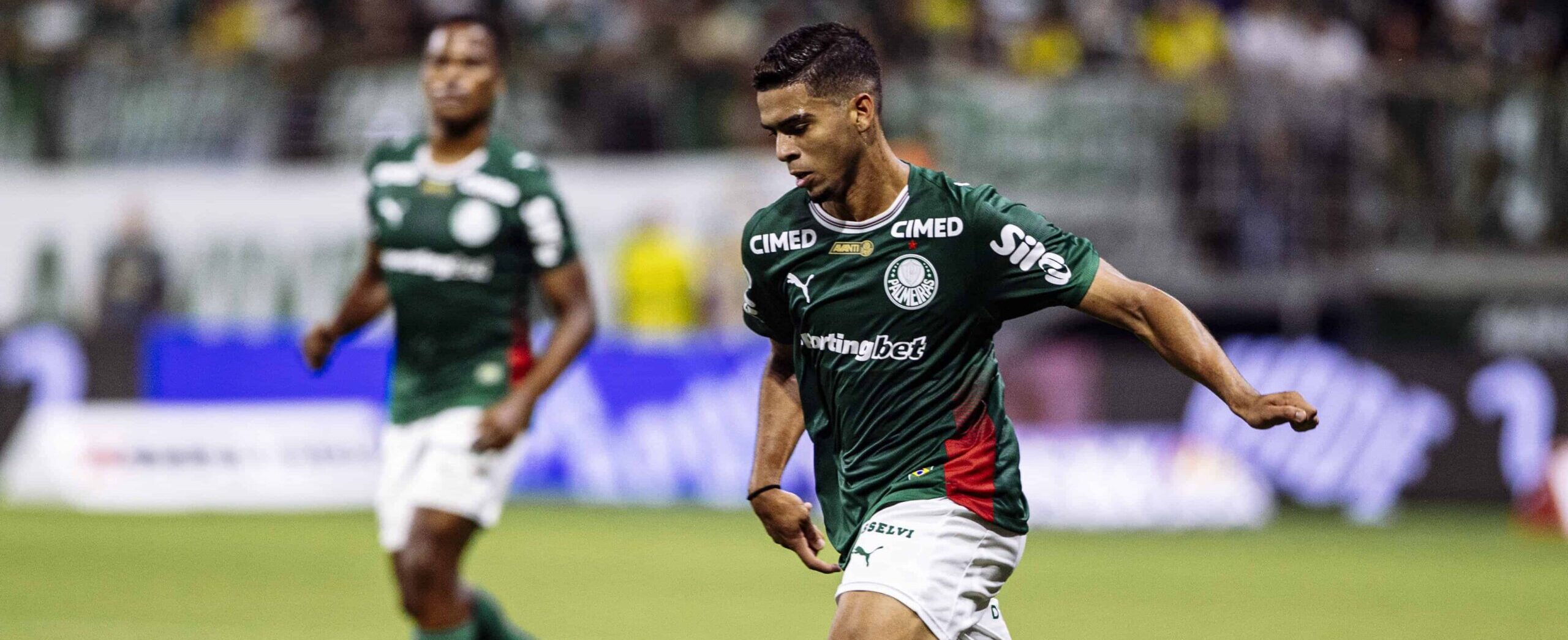 Arthur Gabriel in action for Palmeiras in 2026
