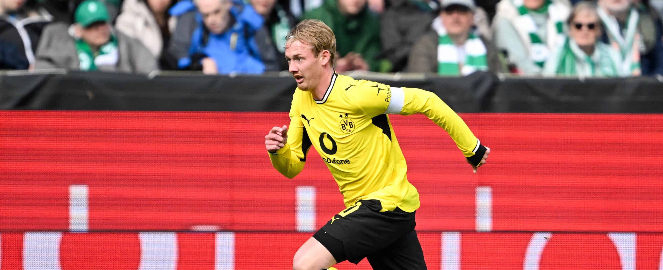 Julian Brandt in action for Dortmund in 2026