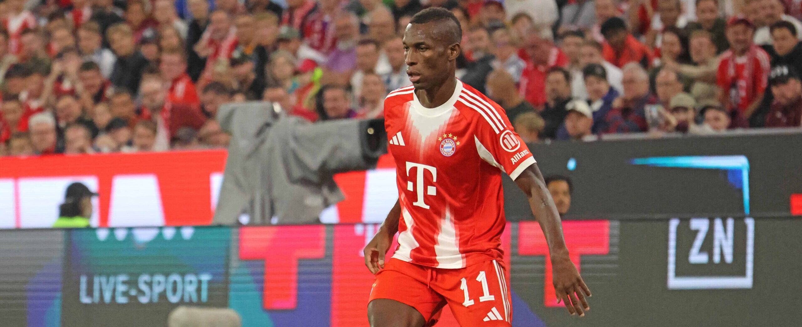 Nicolas Jackson in action for Bayern in 2026