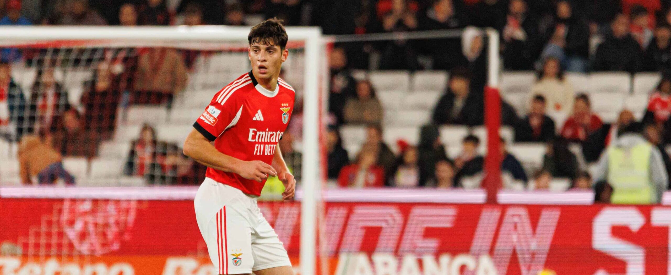 Rodrigo Rego in action for Benfica in 2026