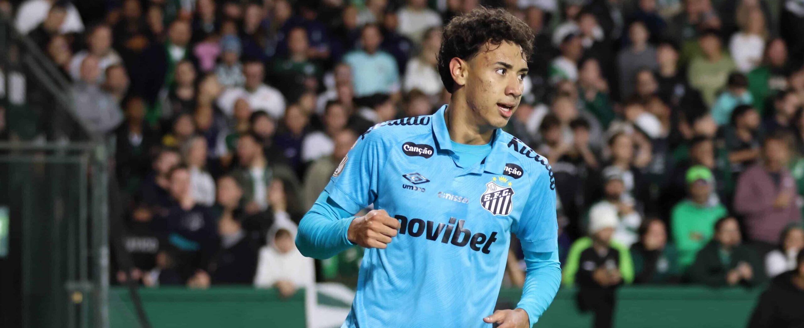 Souza in action for Santos in 2026