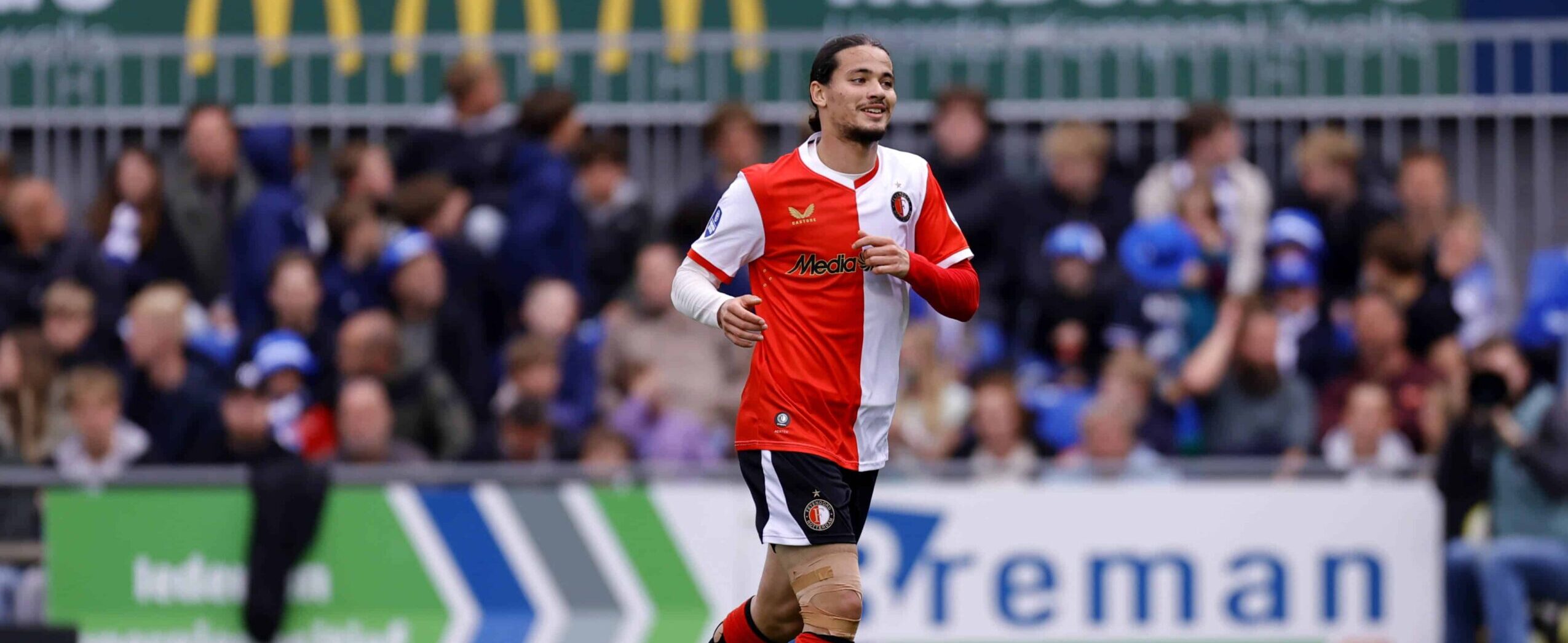 Anis Hadj Moussa in action for Feyenoord in 2026