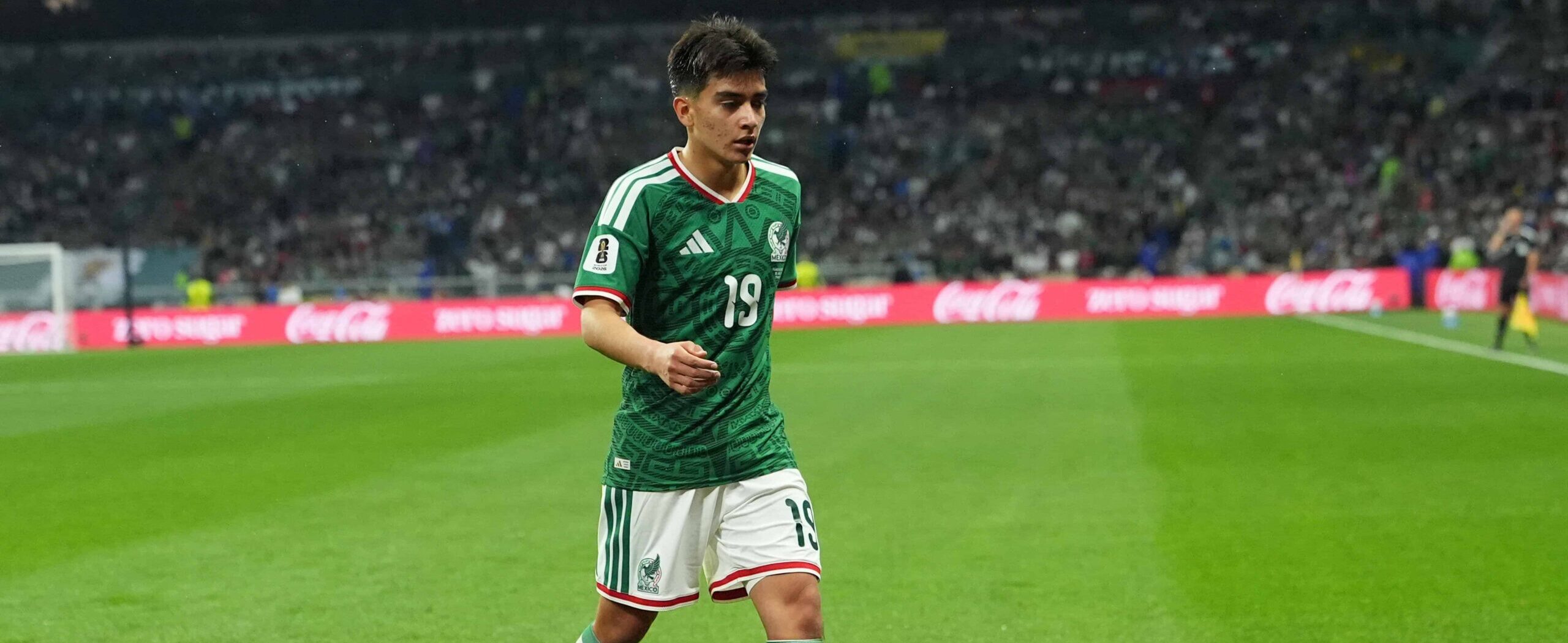 Gilberto Mora in action for Mexico in 2026 at the World Cup