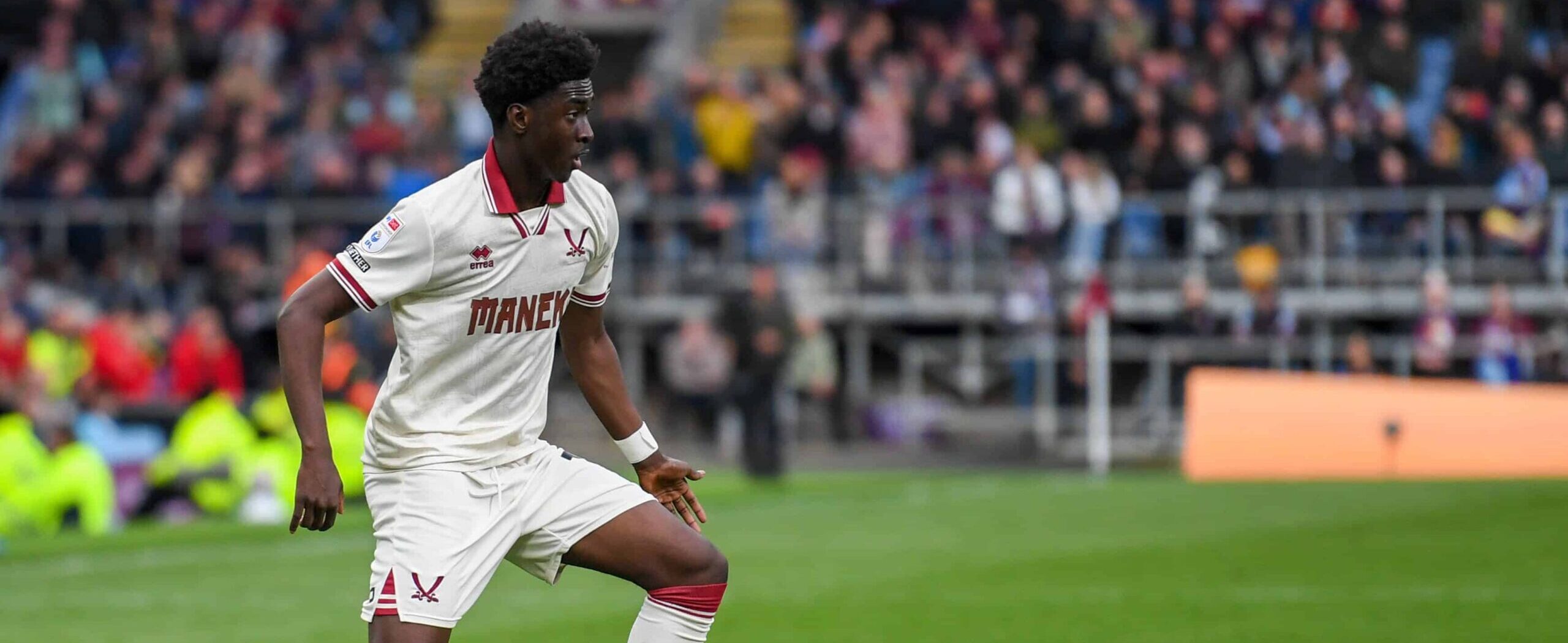 Jesurun Rak-Sakyi in action for Sheffield United in 2025
