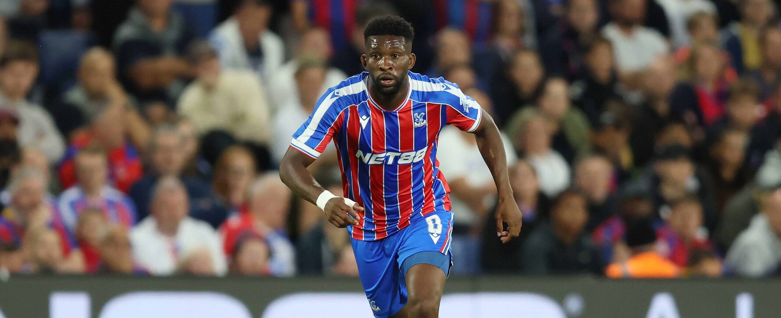 Jefferson Lerma in action for Crystal Palace in 2025