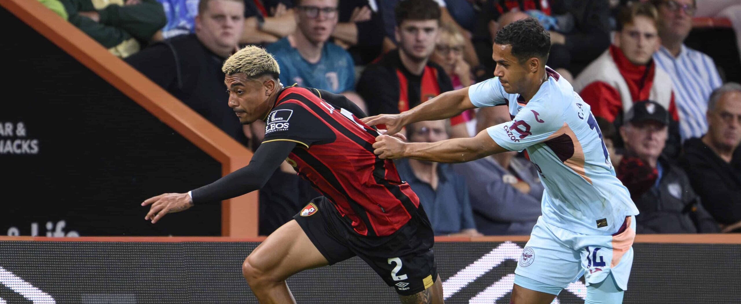 Fábio Carvalho in action for Brentford in 2025