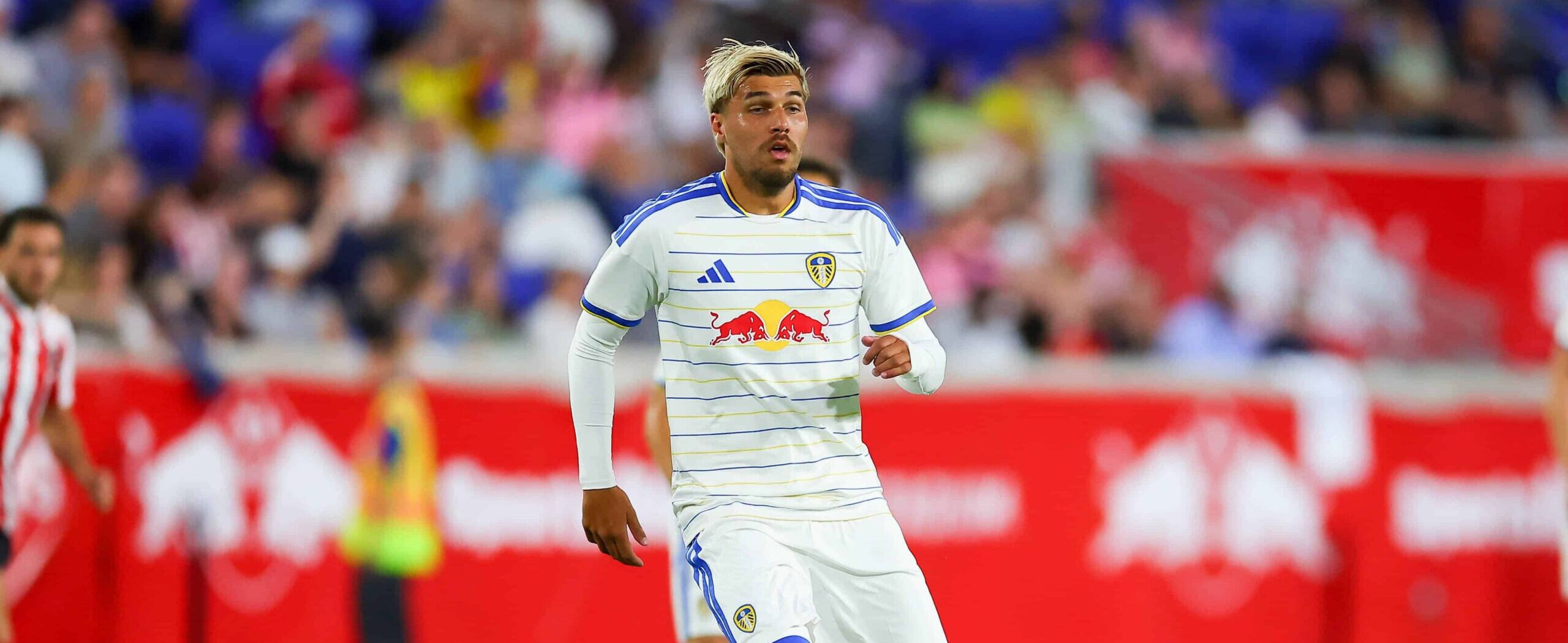 Joel Piroe in action for Leeds United in 2026
