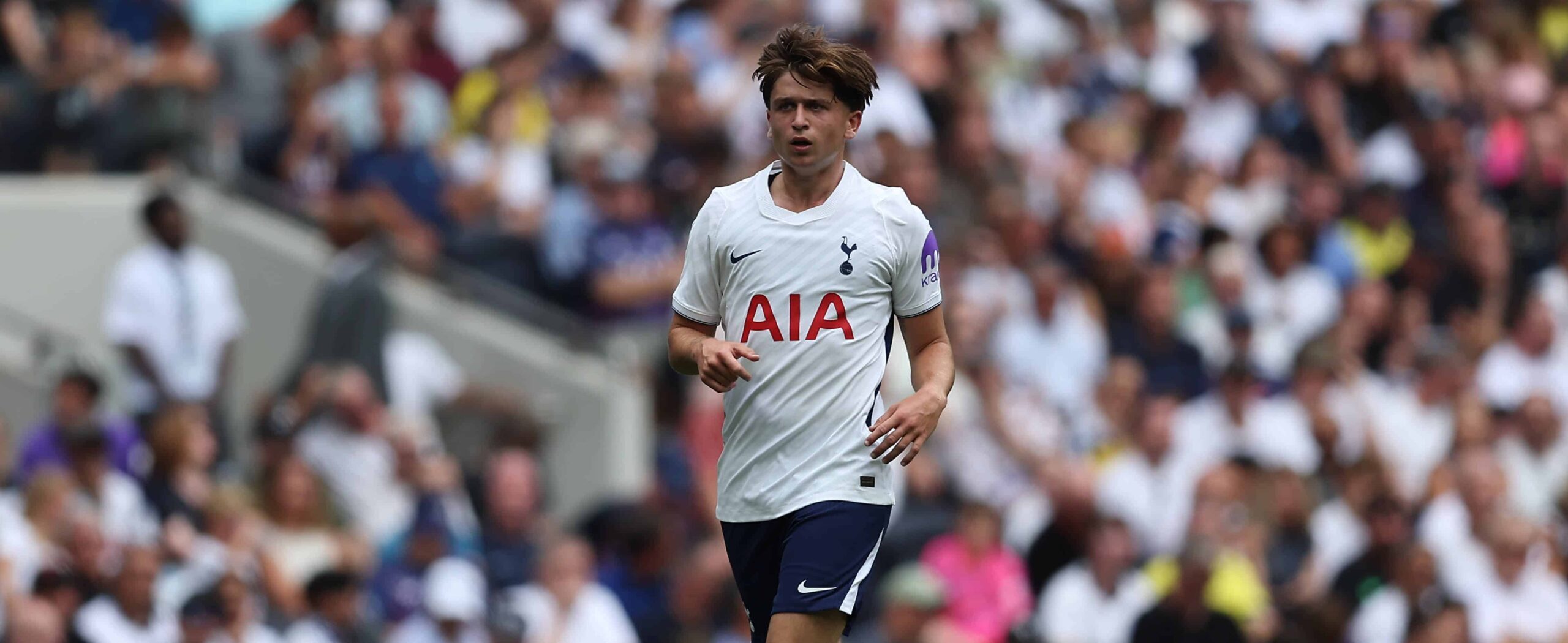 Mikey Moore in action for Tottenham in 2026