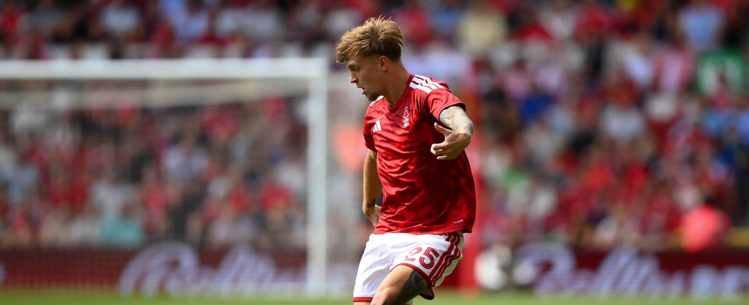 Luca Netz in action fot Nottingham in 2026