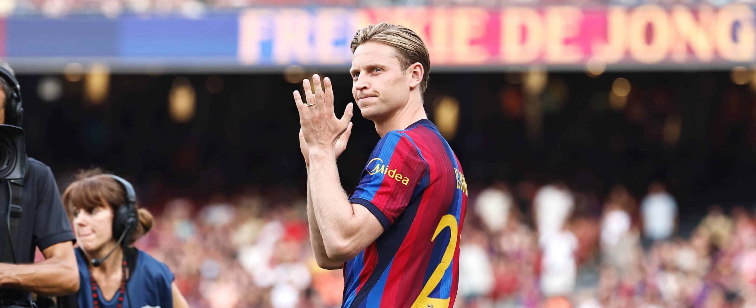 Frenkie de Jong in action for Barcelona in 2026