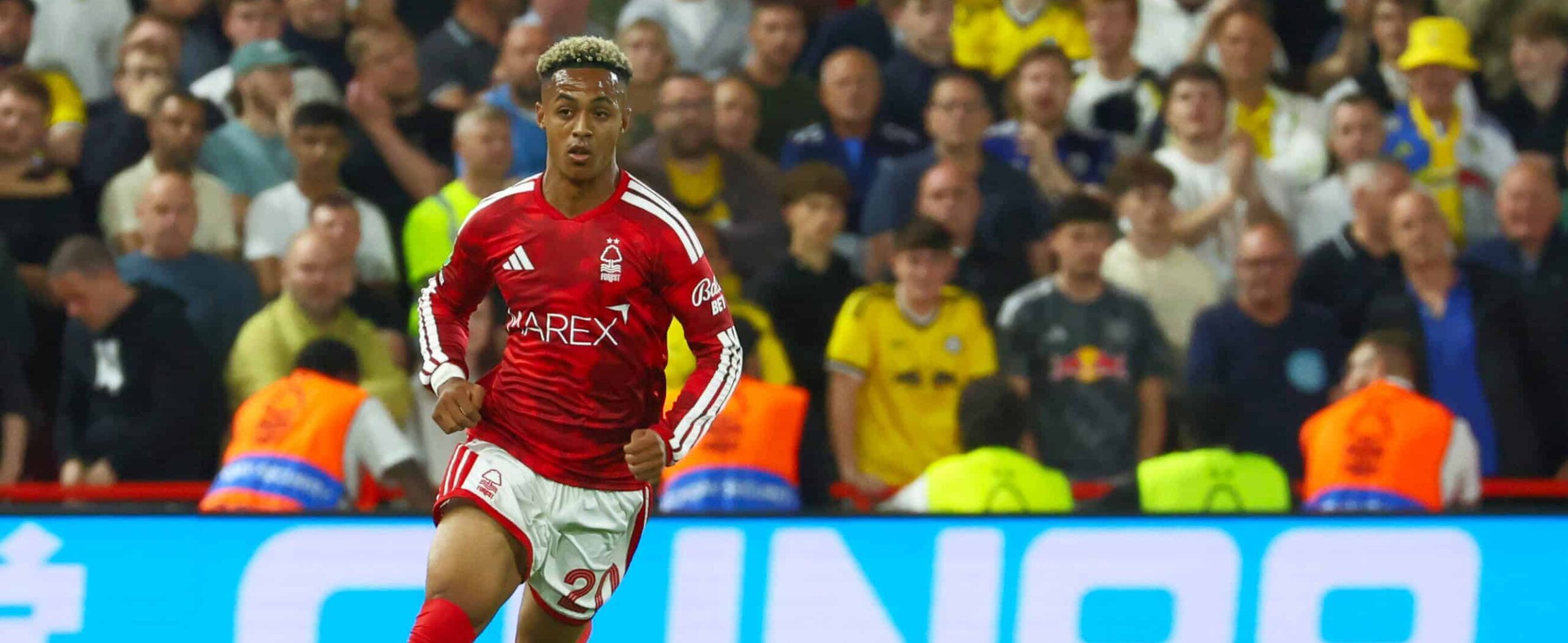 Omari Hutchinson in action for Nottingham Forest in 2026