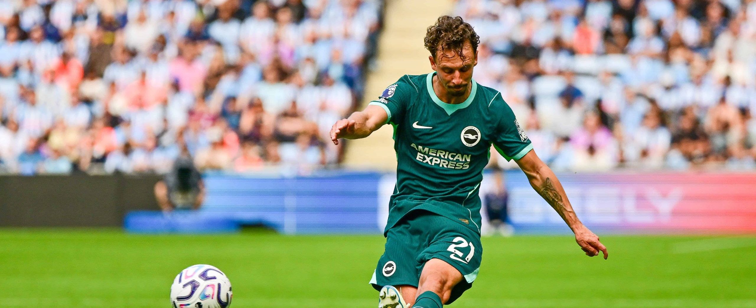 Olivier Boscagli in action for Brighton in 2026