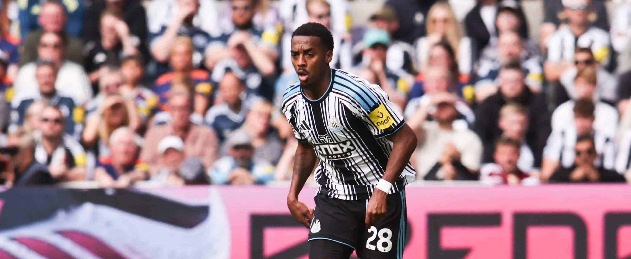 Joe Willock in action for Newcastle United in 2026