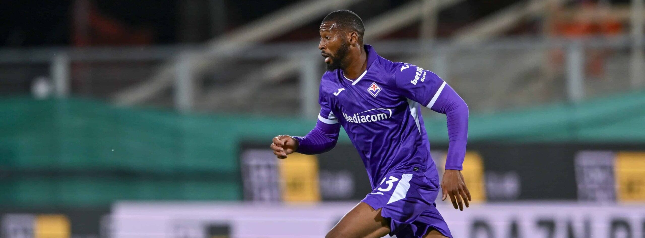 Beto in action for Fiorentina in 2026