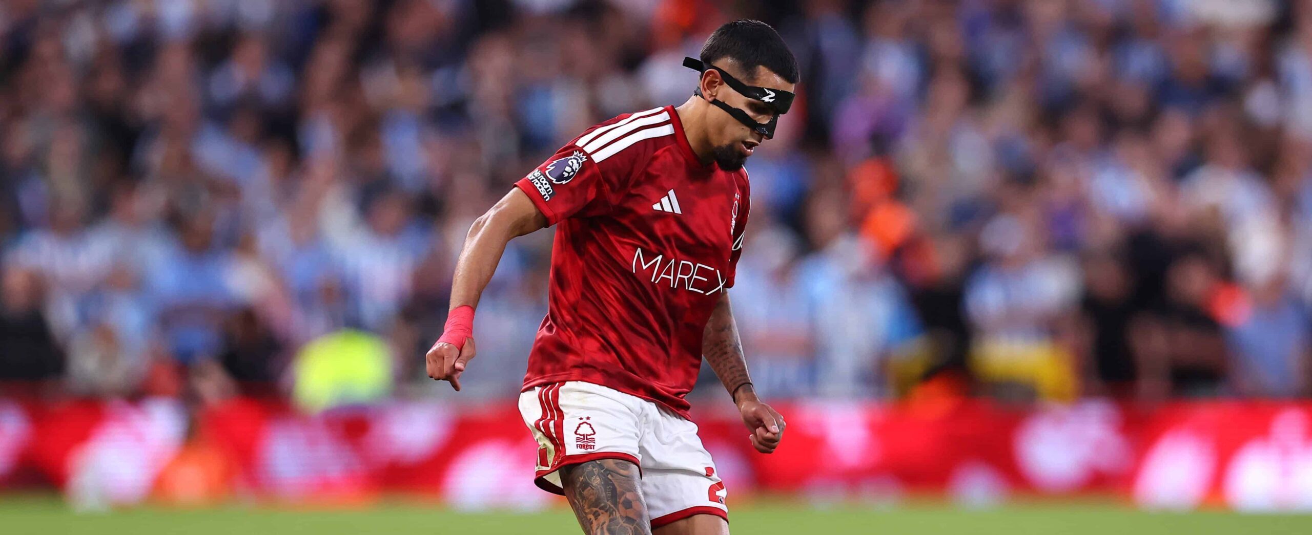 Daniel Munoz in action for Nottingham Forest in 2026